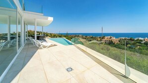 Unclassified image, 3 of 50, button - Charming Benalmádena House With Private Pool and Garden (Benalmádena)