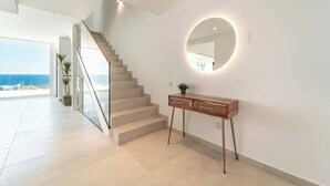 Unclassified image, 2 of 50, button - Charming Benalmádena House With Private Pool and Garden (Benalmádena)