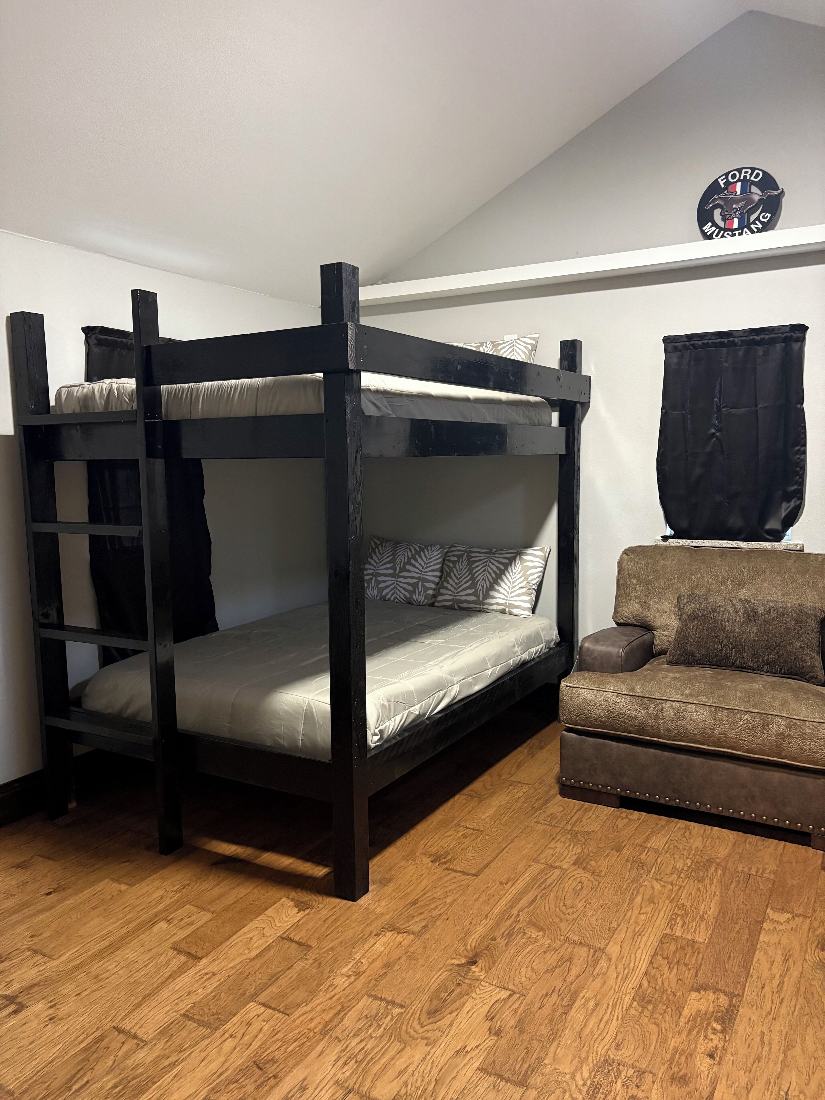 2 多间卧室、WiFi