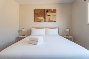3 bedrooms, iron/ironing board, travel crib, free WiFi