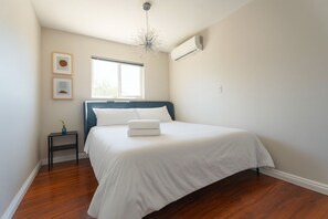 3 soverom, strykejern/-brett, reiseseng for barn og wi-fi (inkludert)