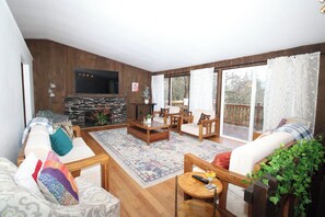 تلفزيون ذكي