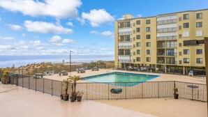 Unclassified image, 5 of 46, button - 2-Bedroom Ocean Front Condo in 9400 Building (Ocean City)