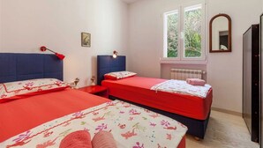 Villa | 7 bedrooms - Holiday Home Duje in Osibova (Okrug)