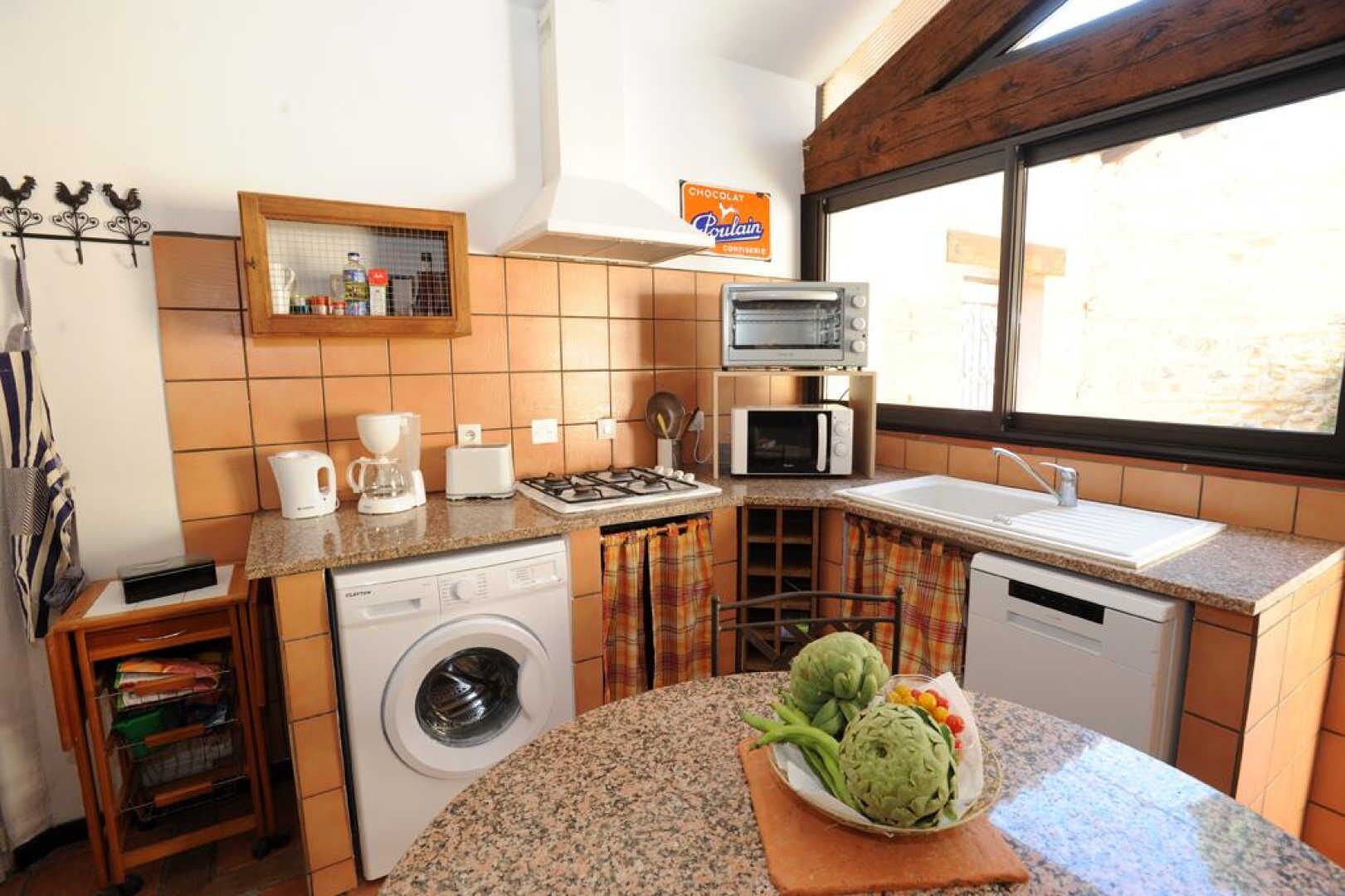 Micro-ondes, lave-vaisselle