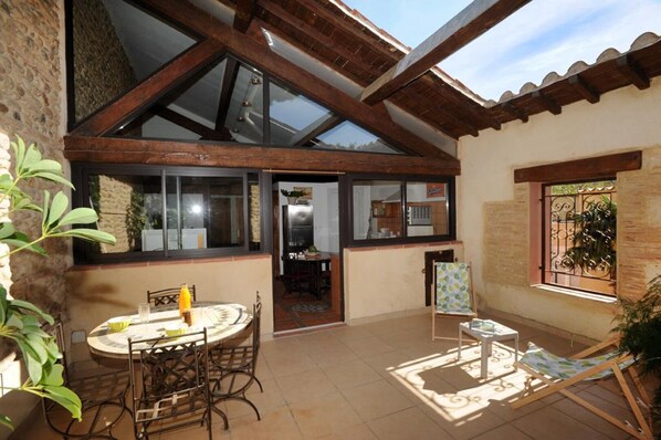 Outdoor dining - GRENIER - PERPIGNAN - Gîte (PERPIGNAN)