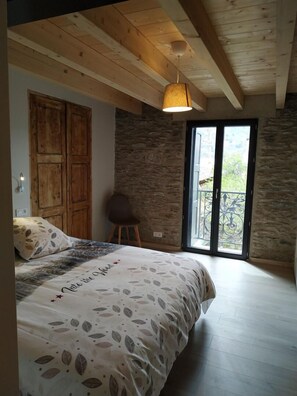 3 makuuhuonetta, ilmainen Wi-Fi