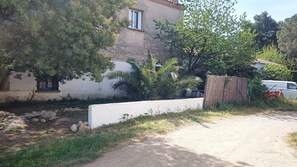 Property grounds - Domaine Bisconte - ST-GENIS-DES-FONTAINES (ST-GENIS-DES-FONTAINES)