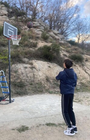 Sport court
