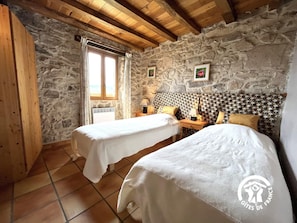 2 bedrooms, free WiFi