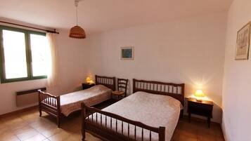 2 bedrooms, free WiFi