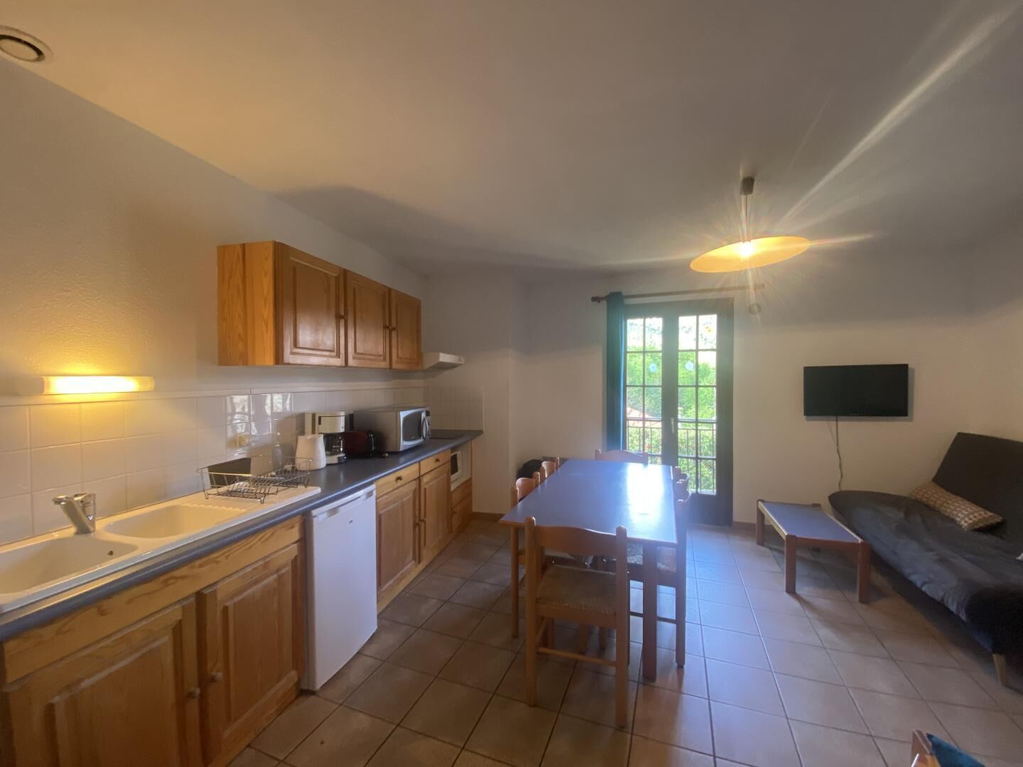 Kühlschrank, Mikrowelle, Ofen