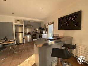 Private kitchen - Chez Payette - VILLENEUVE-DE-LA-RAHO (VILLENEUVE-DE-LA-RAHO)