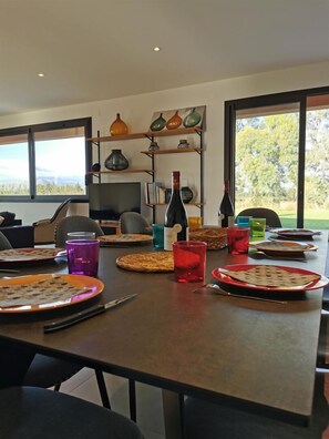 Dining - Eucalyptus - THUIR - Gîte (THUIR)