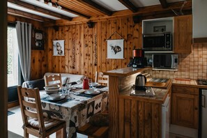 Réfrigérateur, micro-ondes, four, lave-vaisselle