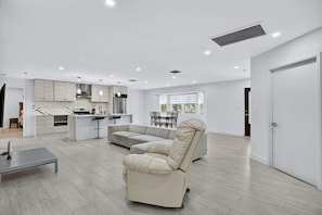 Smart TV - An Island of joy - North Fort Myers (North Fort Myers)