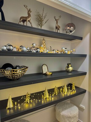 Interior - Peaceful designer looks in Owasso newly updated New Kitchen, 4 beds, 2 baths (Owasso)