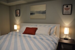 1 habitación, escritorio, wifi gratis y ropa de cama 