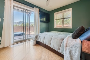 3 habitaciones, tabla de planchar con plancha, wifi y ropa de cama 