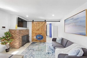 Deluxe-Apartment, 3 Schlafzimmer, Nichtraucher, eigenes Bad | Wohnbereich