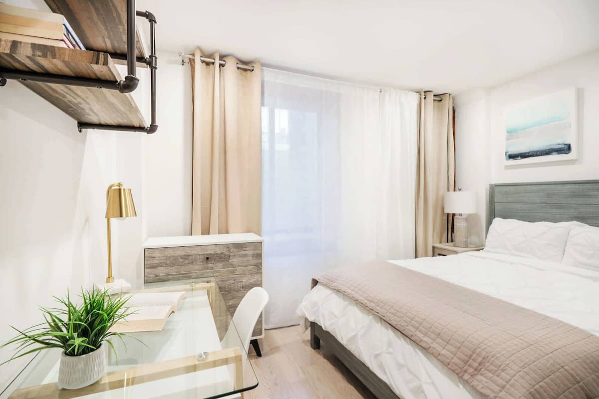 Apartment, 1 Queen-Bett, Nichtraucher | Schreibtisch, laptopgeeigneter Arbeitsplatz, Verdunkelungsvorhänge