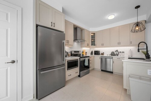 5m to CTC, King Bed, BBQ, Fenced in Yard, WFH