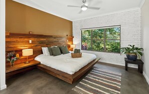 4 bedrooms, WiFi, bed sheets - Hidden Grove @ Burringbar (Burringbar)