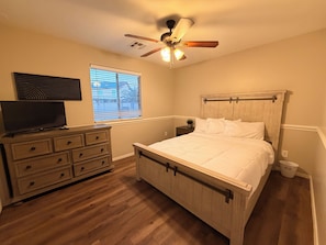 4 Schlafzimmer, kostenloses WLAN, Bettwäsche