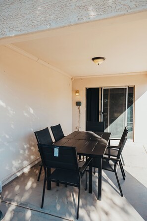 Outdoor dining