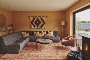 ستيريو، مكتب