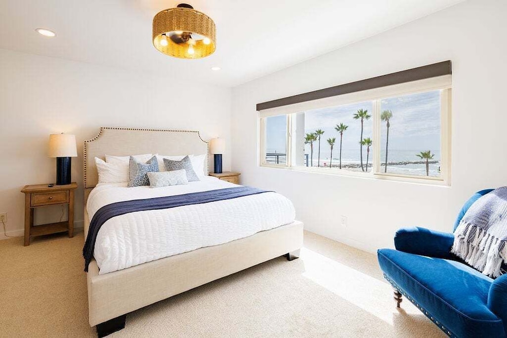 Photo inspiration: Luxury Penthouse Rentals In Oceanside Reference: New Luxury Beachfront Penthouse Many Ocean Views Steps 2 Beach