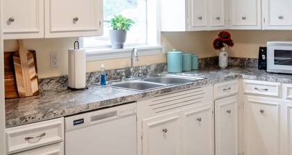 New to VRBO- 3 bedroom, near Louisville, quick drive to Starkville & MSU