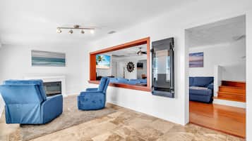 Smart TV, fireplace, table tennis, offices
