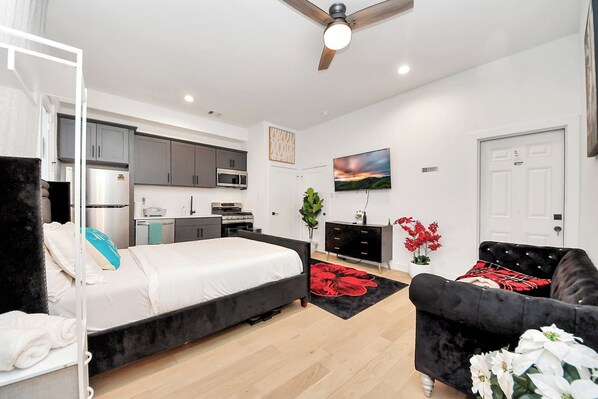 1 bedroom, iron/ironing board, WiFi, bed sheets