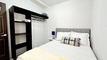 3 Schlafzimmer, Bügeleisen/Bügelbrett, Internetzugang, Bettwäsche