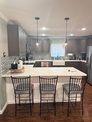 Microwave, oven, stovetop, dishwasher