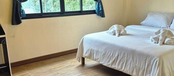 Baan Suan Palm Lanta Long Beach