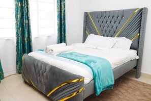 3 makuuhuonetta, silitysrauta/-lauta, Wi-Fi, vuodevaatteet