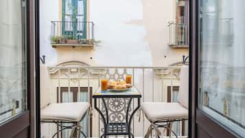 Superior Duplex, Partial Sea View | Balcony