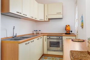 Superior Duplex, Partial Sea View | Private kitchen