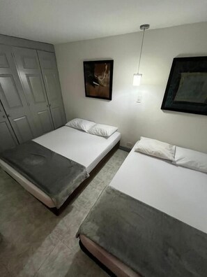 アイロン / アイロン台