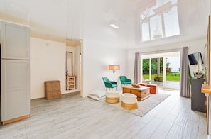 Interior - Ocean and sunset views, bright eco design,  4-bedroom villa next to Agat Marina (Hagat)