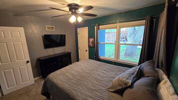 3 bedrooms, WiFi, bed sheets