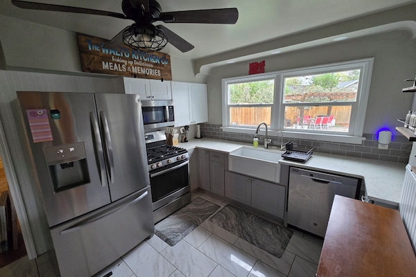 Microonde, forno, piano cottura, lavastoviglie