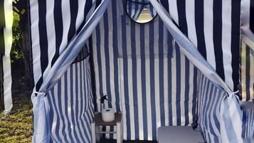 Enceinte de lâhĂ©bergement