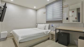 Mini Room | Free WiFi