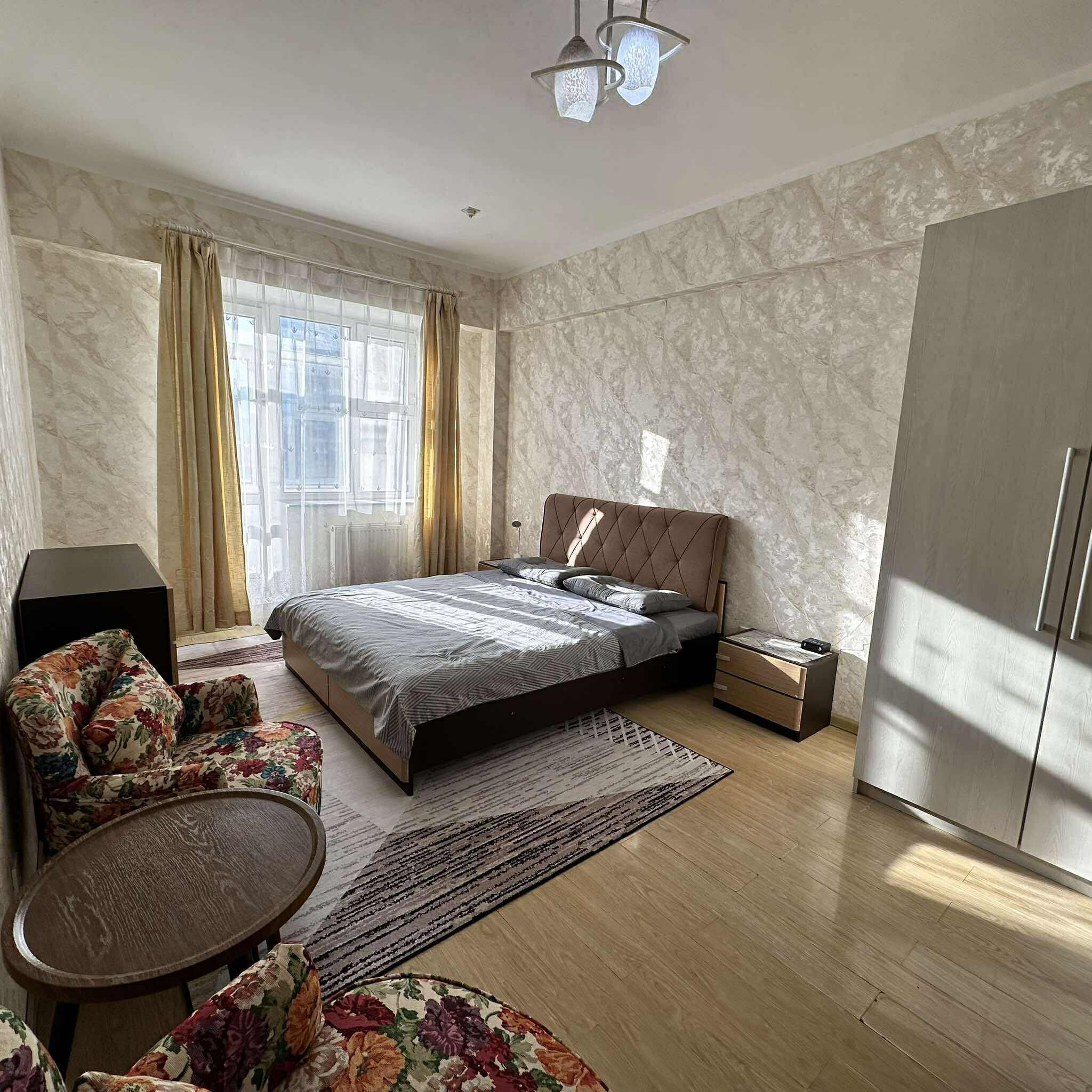 2 Schlafzimmer, Schreibtisch, Bügeleisen/Bügelbrett, kostenloses WLAN