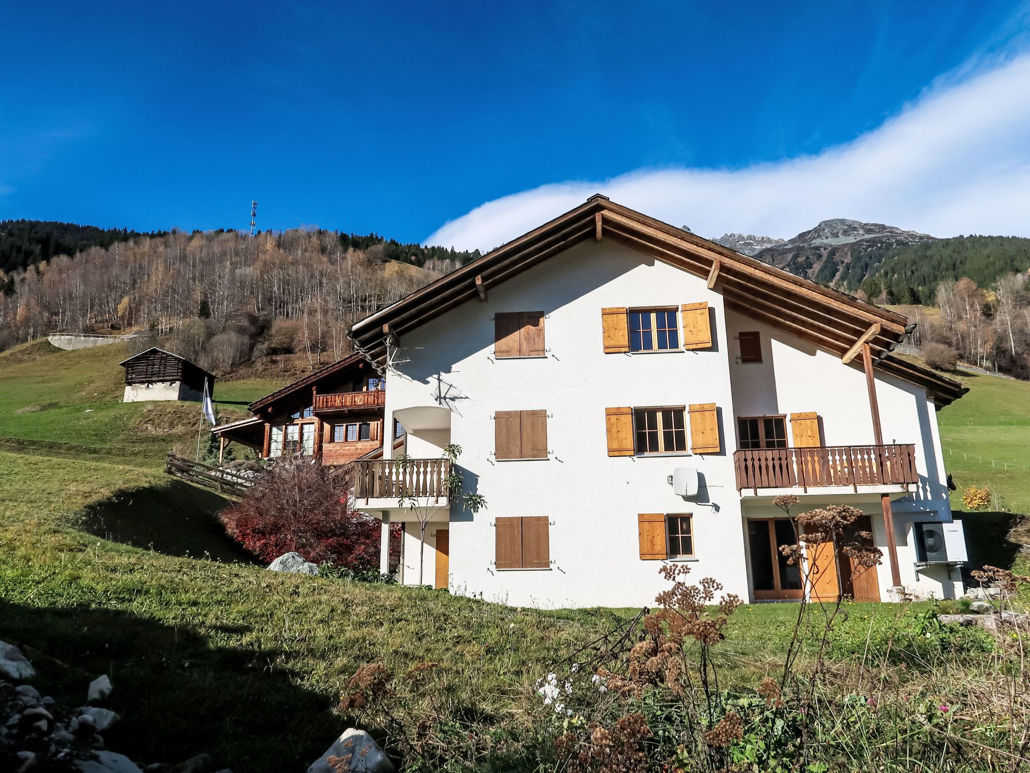 المنشأة من الخارج