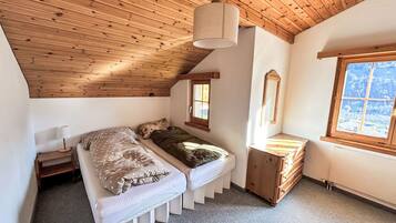 3 chambres, bureau, accĂšs Internet