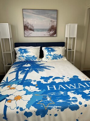 2 bedrooms, desk, iron/ironing board, travel cot